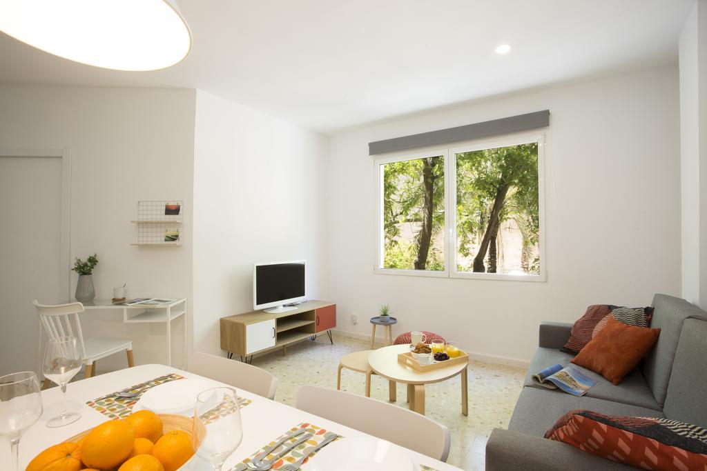 Singularstays Plaza Del Carmen Valencia Exterior photo