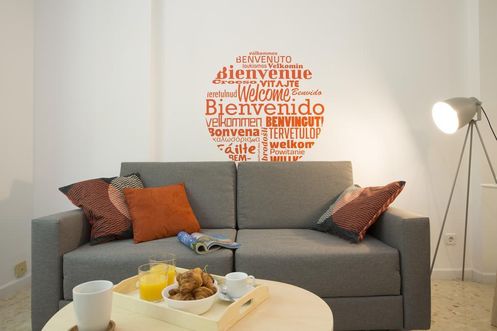 Singularstays Plaza Del Carmen Valencia Exterior photo
